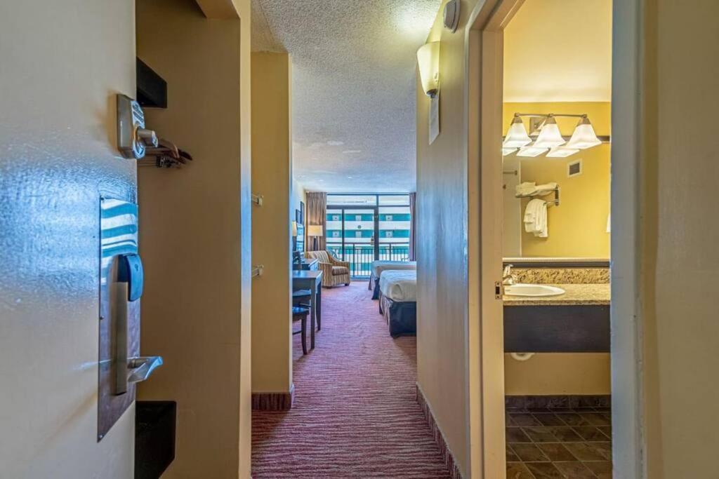 Remodeled Condo, Waterpark View At Landmark Resort شاطئ ميرتل المظهر الخارجي الصورة